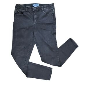 Democracy “Ab”solution Black Stretch Denim Skinny Jeans Size: 6 Flattering